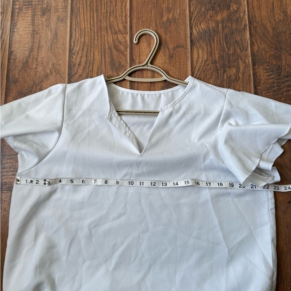 SHEIN Light Gray Ruffle Sleeve Blouse - Picture 5 of 5